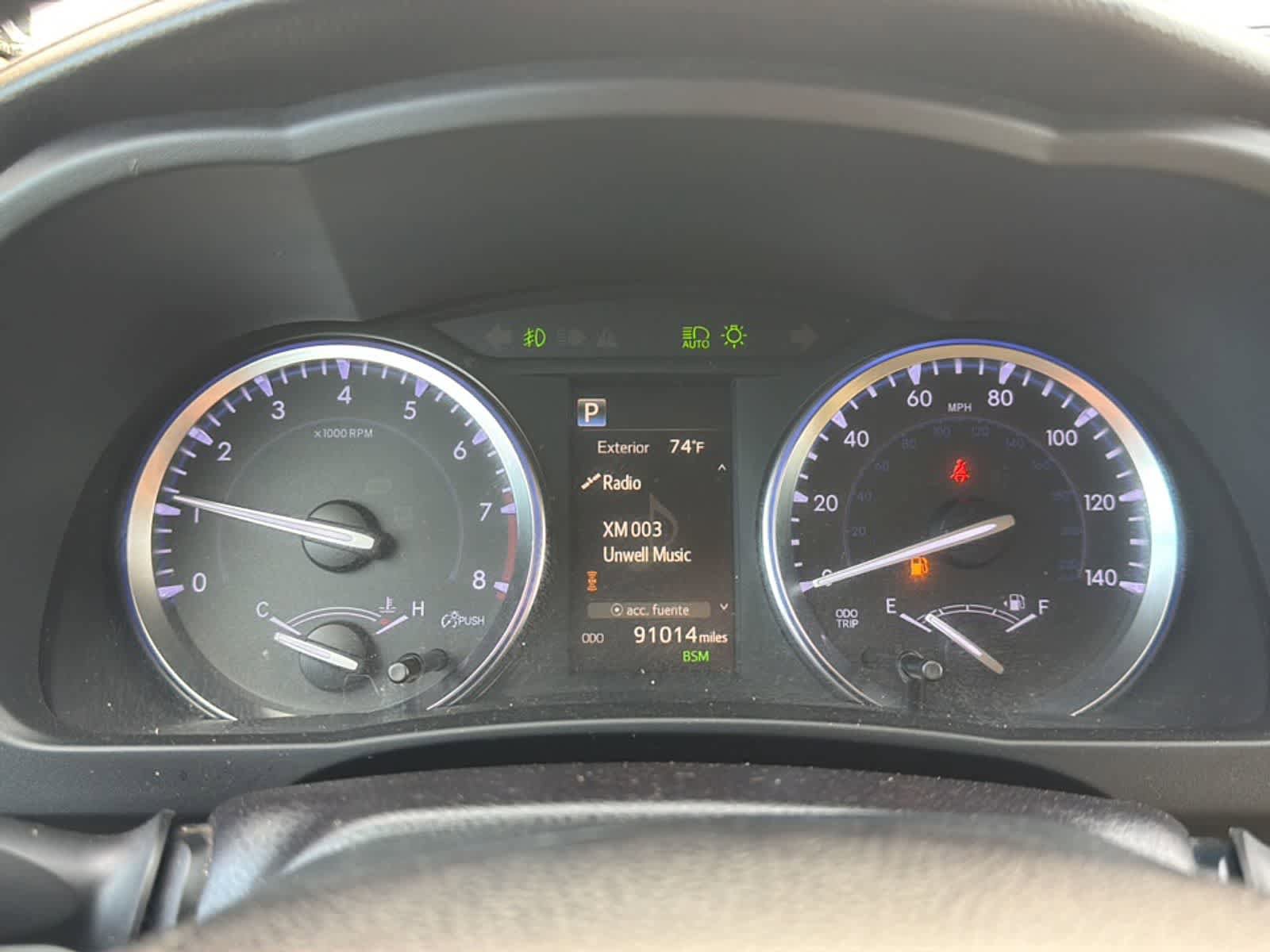 Used 2018 Toyota Highlander XLE AWD/4WD image 13