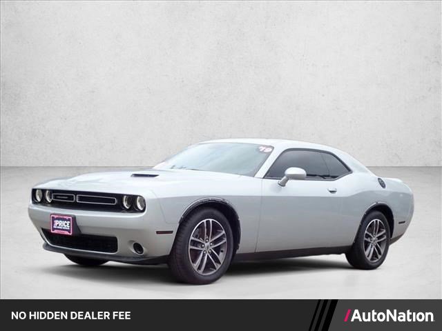 Used 2019 Dodge Challenger SXT w/ Cold Weather Group