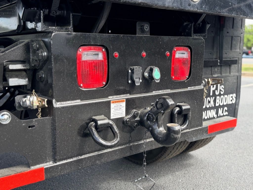 New 2027 Ford F750 2WD Regular Cab Super Duty image 9