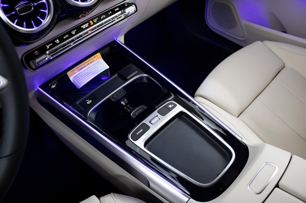 Used 2025 Mercedes-Benz GLB 250 GLB 250 image 22