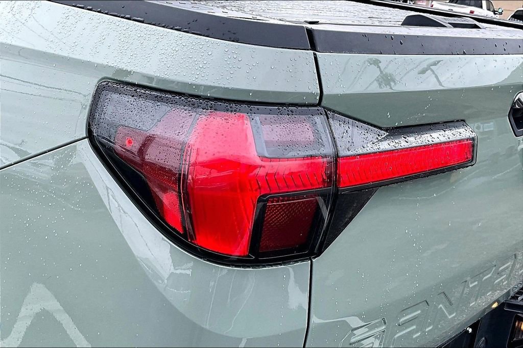 Used 2024 Hyundai Santa Cruz Limited image 41