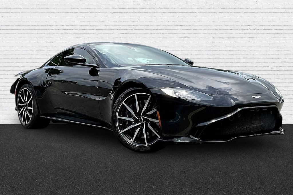 Used 2019 Aston Martin V8 Vantage Coupe RWD image 3