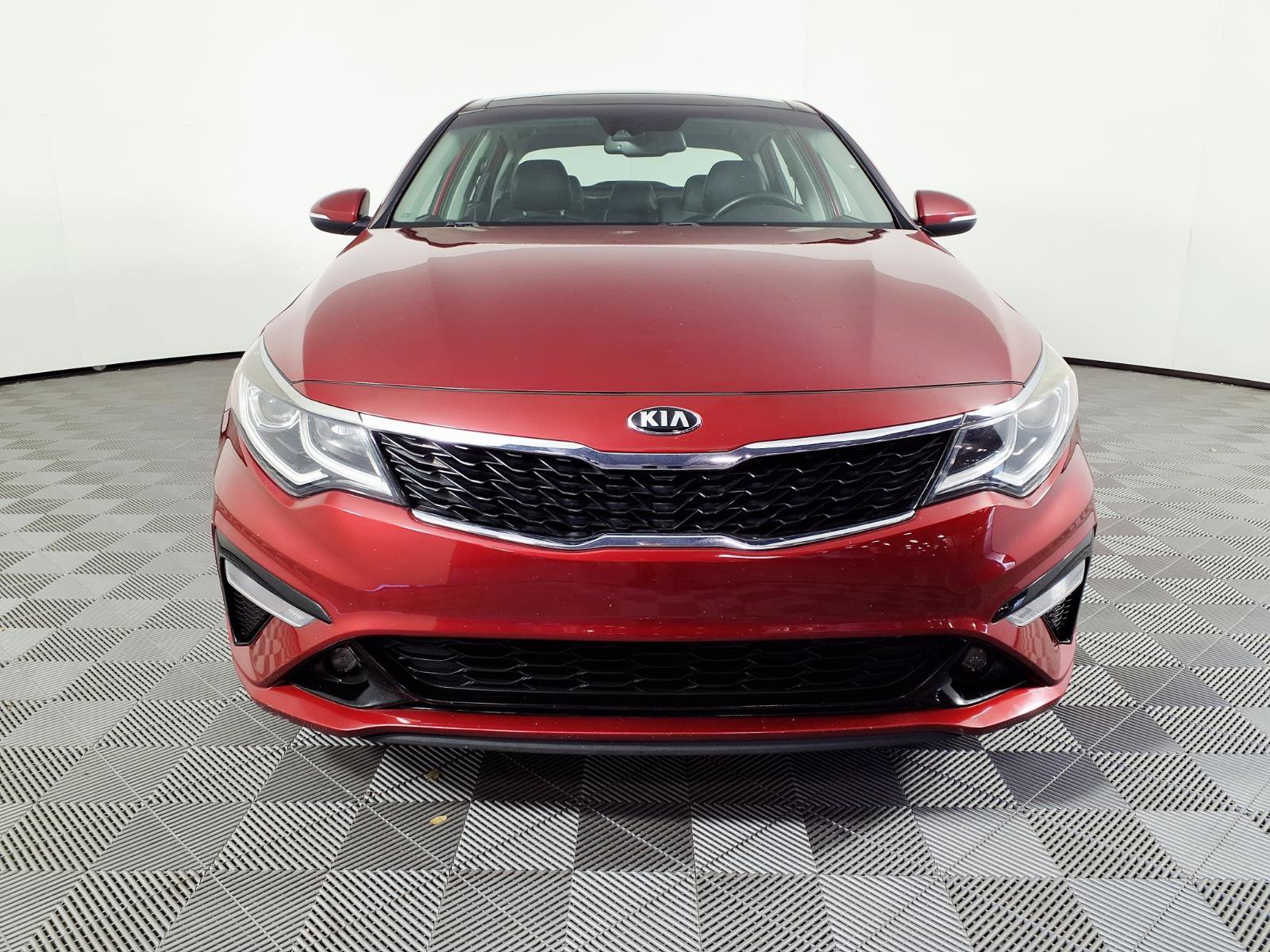 Used 2019 Kia Optima S w/ S Panoramic Sunroof Package FWD image 2