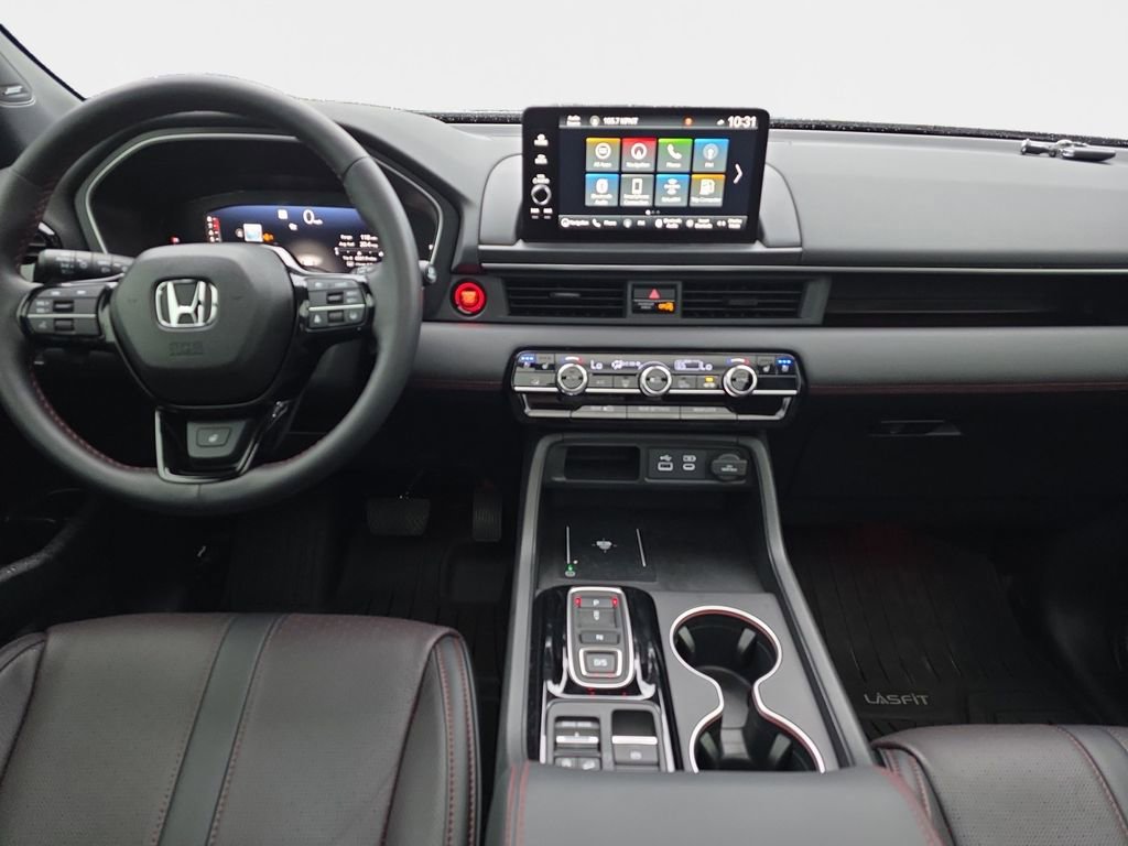 Certified 2025 Honda Pilot Black Edition image 15