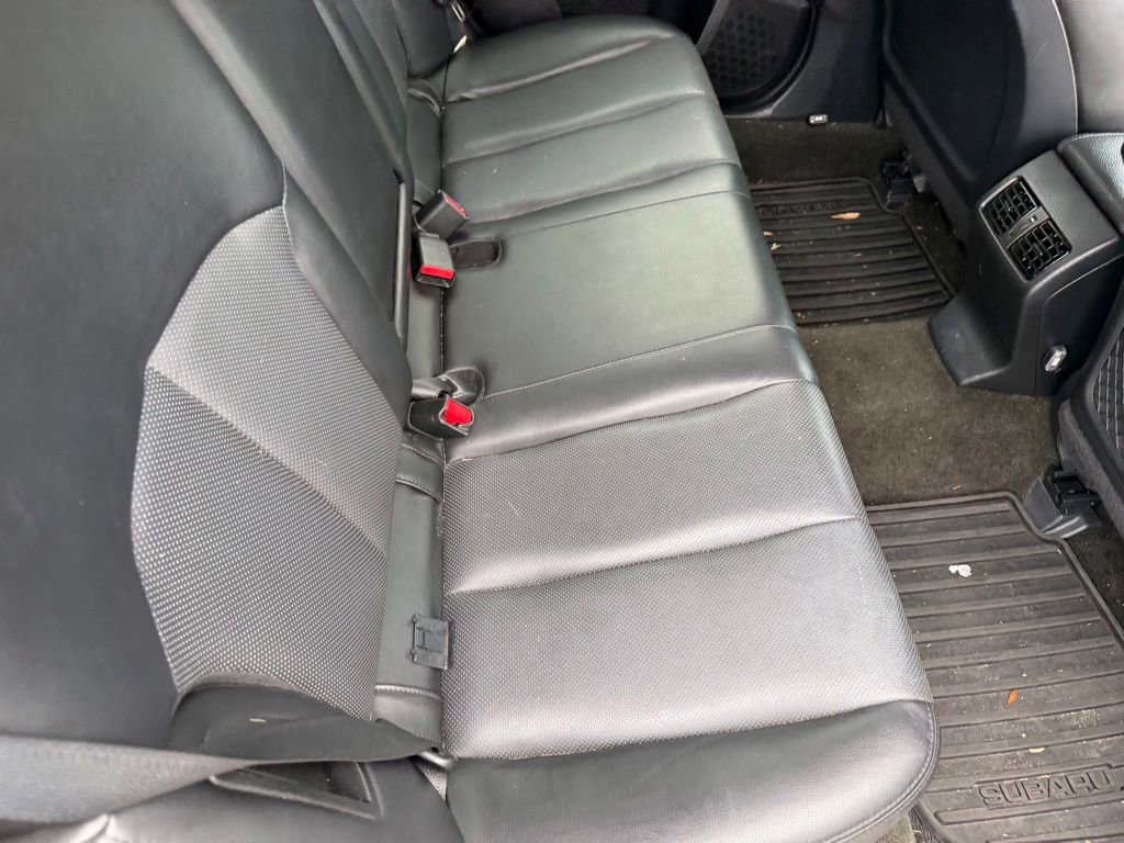 Used 2013 Subaru Outback 2.5i Limited AWD/4WD image 19