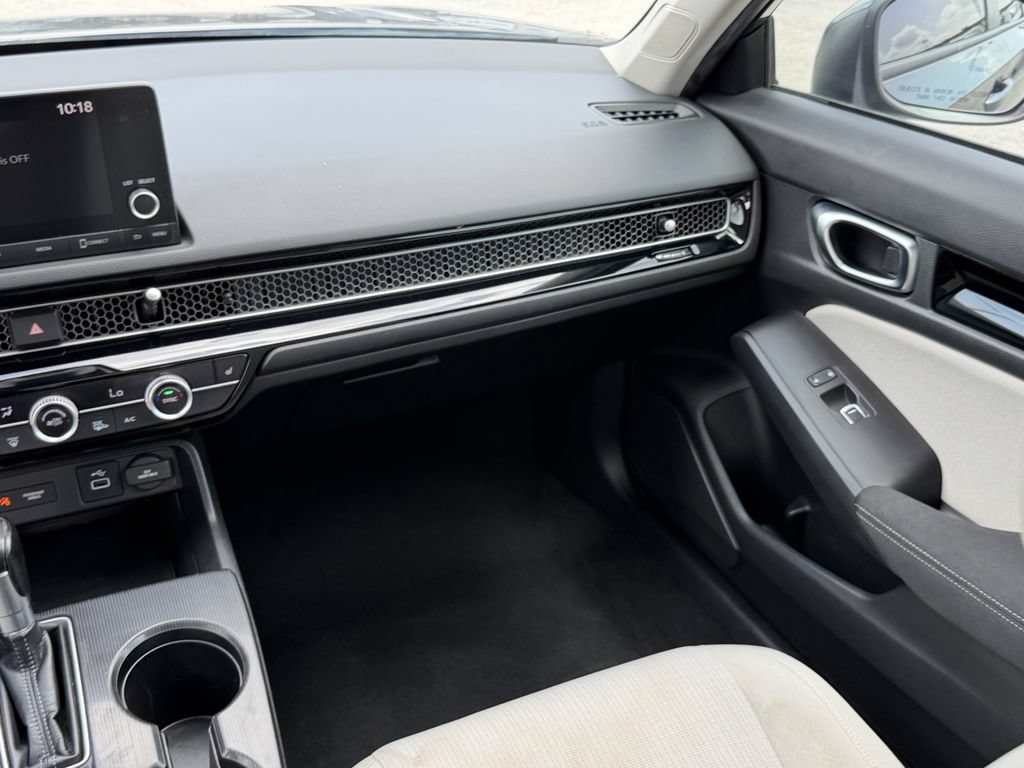 Used 2022 Honda Civic EX image 16