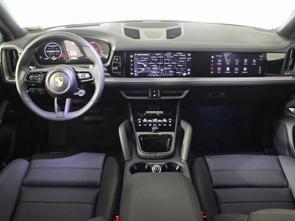 Certified 2025 Porsche Cayenne image 20