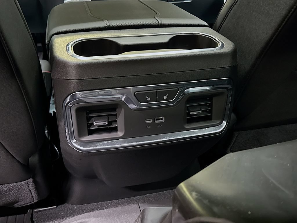 New 2026 Chevrolet Silverado 1500 LTZ w/ LTZ Premium Package AWD/4WD image 27