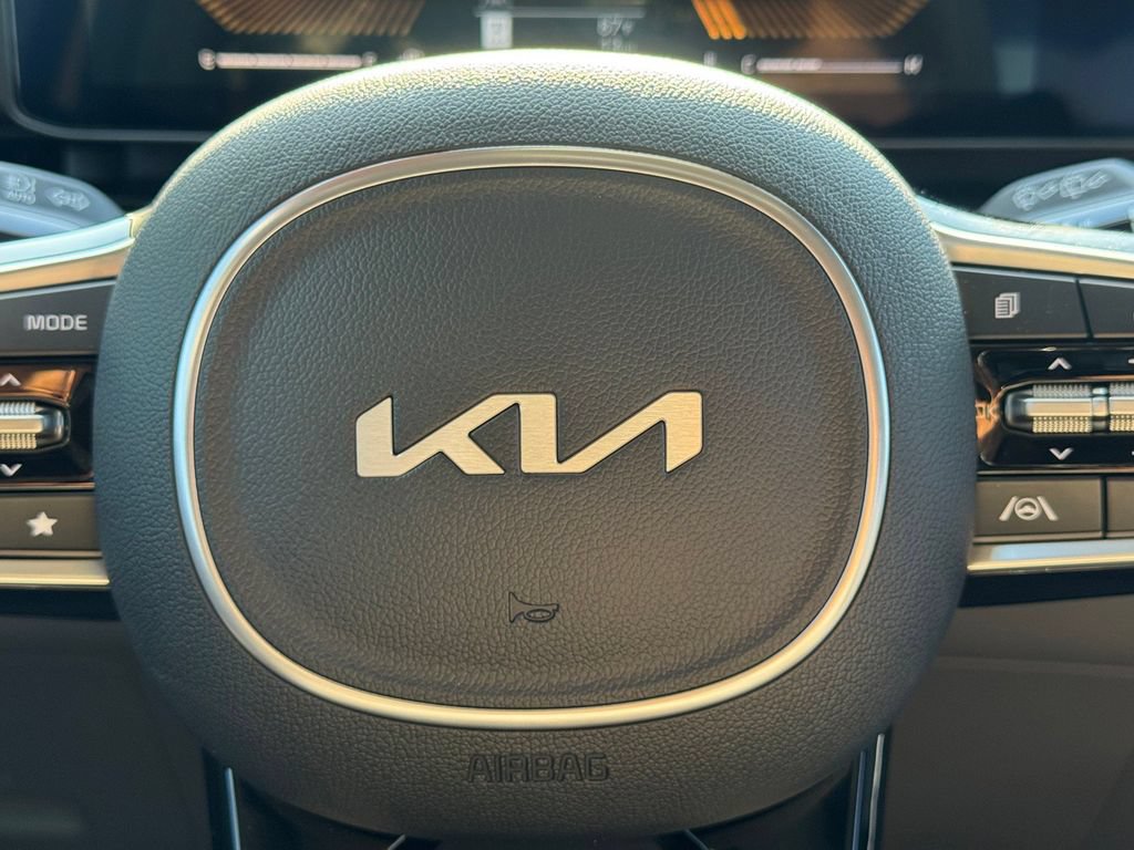 New 2026 Kia Carnival EX FWD image 19