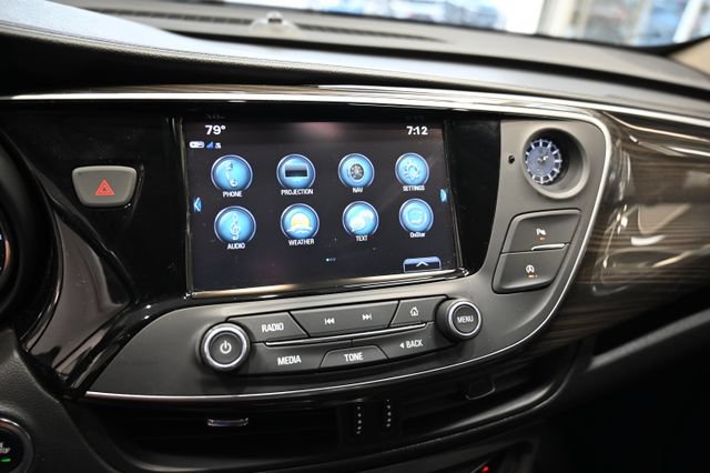 Used 2020 Buick Envision Essence AWD/4WD image 15