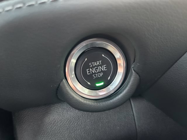Used 2025 Chevrolet Suburban LS RWD image 8