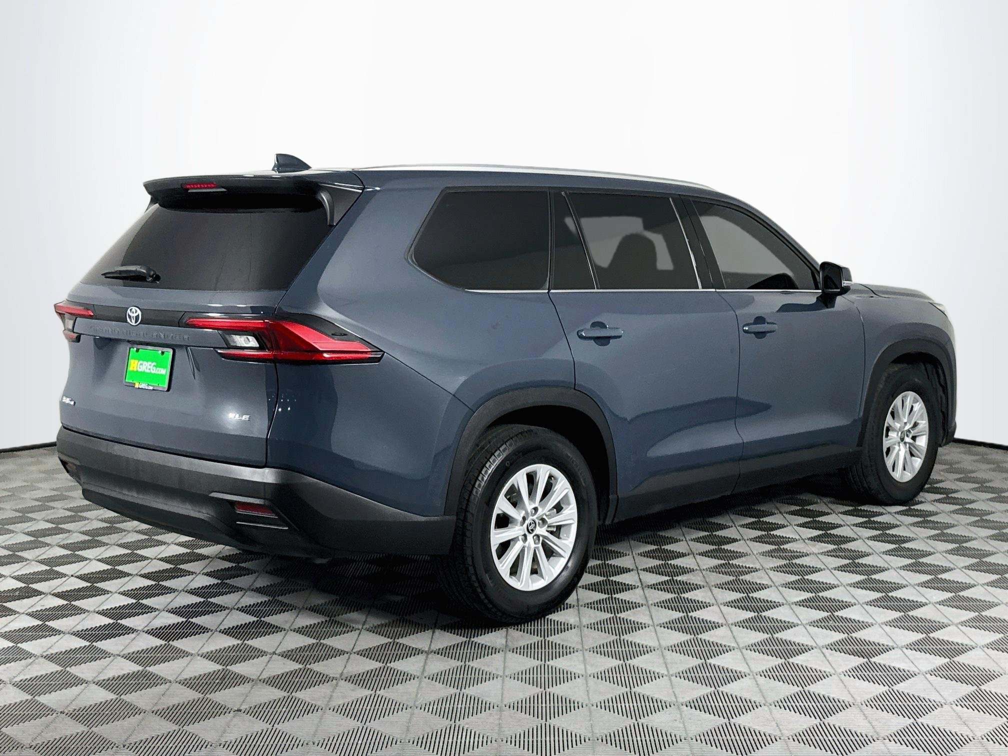 Used 2024 Toyota Grand Highlander FWD image 8