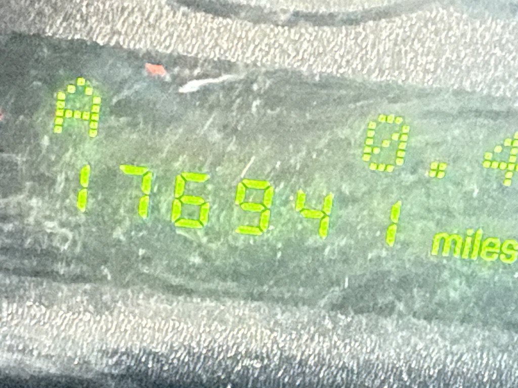 Used 2004 Ford Thunderbird RWD image 14
