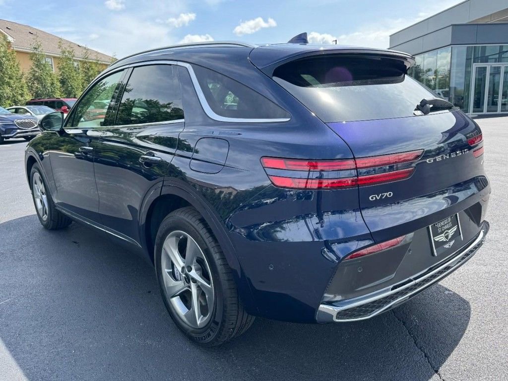 Certified 2026 Genesis GV70 2.5T Advanced AWD/4WD image 5