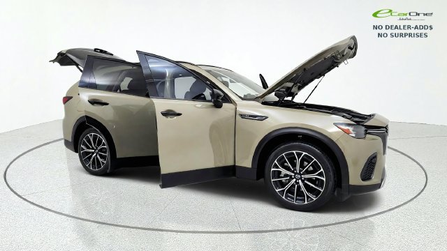 Used 2025 MAZDA CX-70 Plug-In Hybrid w/ Premium Plus AWD/4WD image 12