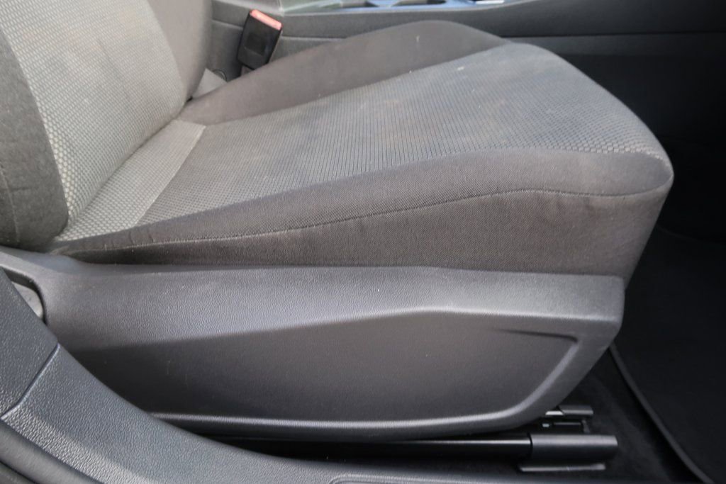 Used 2019 Volkswagen Jetta S image 35