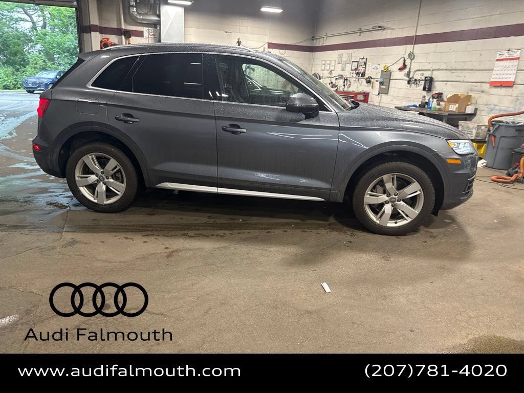 Used 2018 Audi Q5 Premium w/ Premium Plus Package AWD/4WD image 3