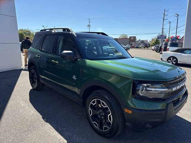 New 2025 Ford Bronco Sport Outer Banks w/ Outer Banks Tech Package+ image 4