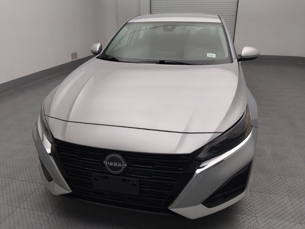Used 2023 Nissan Altima 2.5 SV AWD/4WD image 15