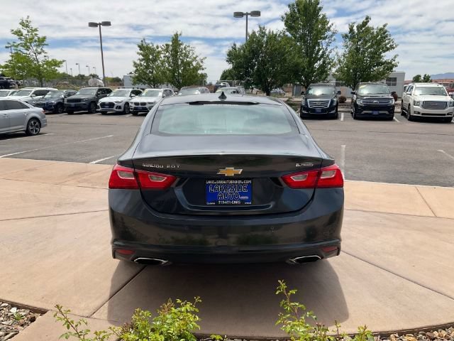 Used 2018 Chevrolet Malibu Premier w/ Premier Sun and Wheel Package FWD image 6