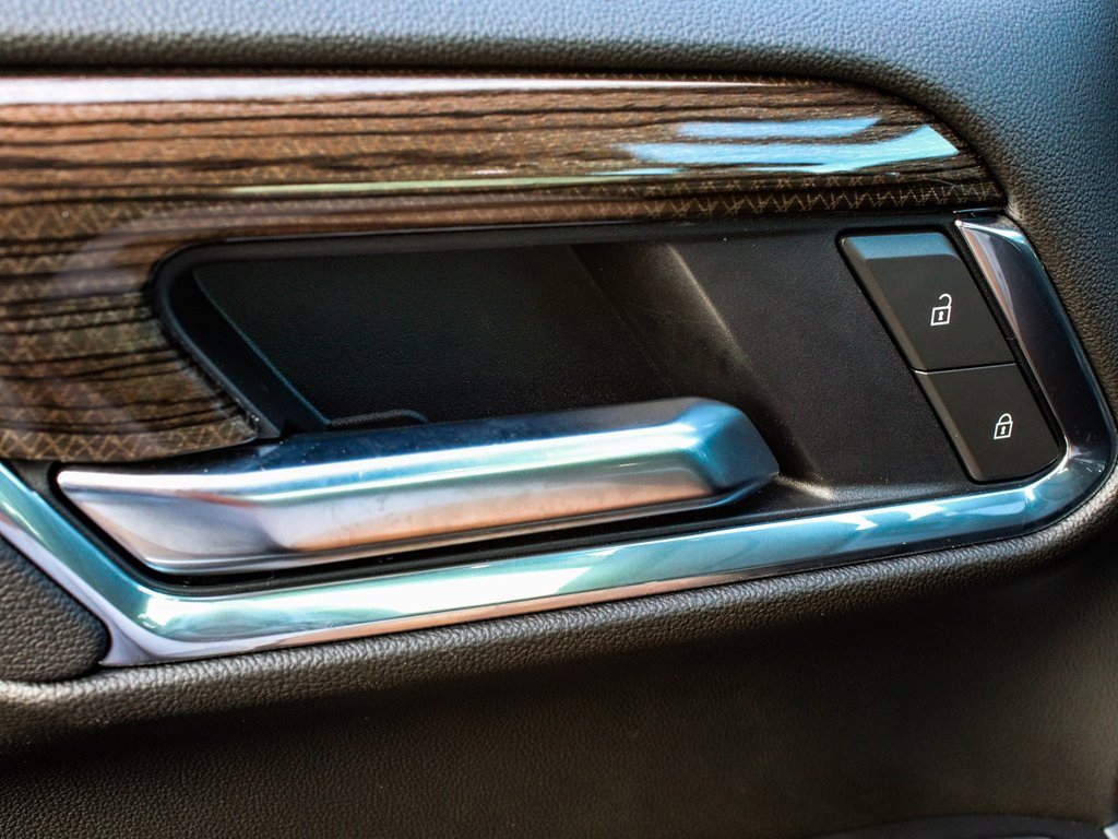 Used 2025 Chevrolet Silverado 1500 LT Trail Boss w/ LT Trail Boss Premium Package image 9