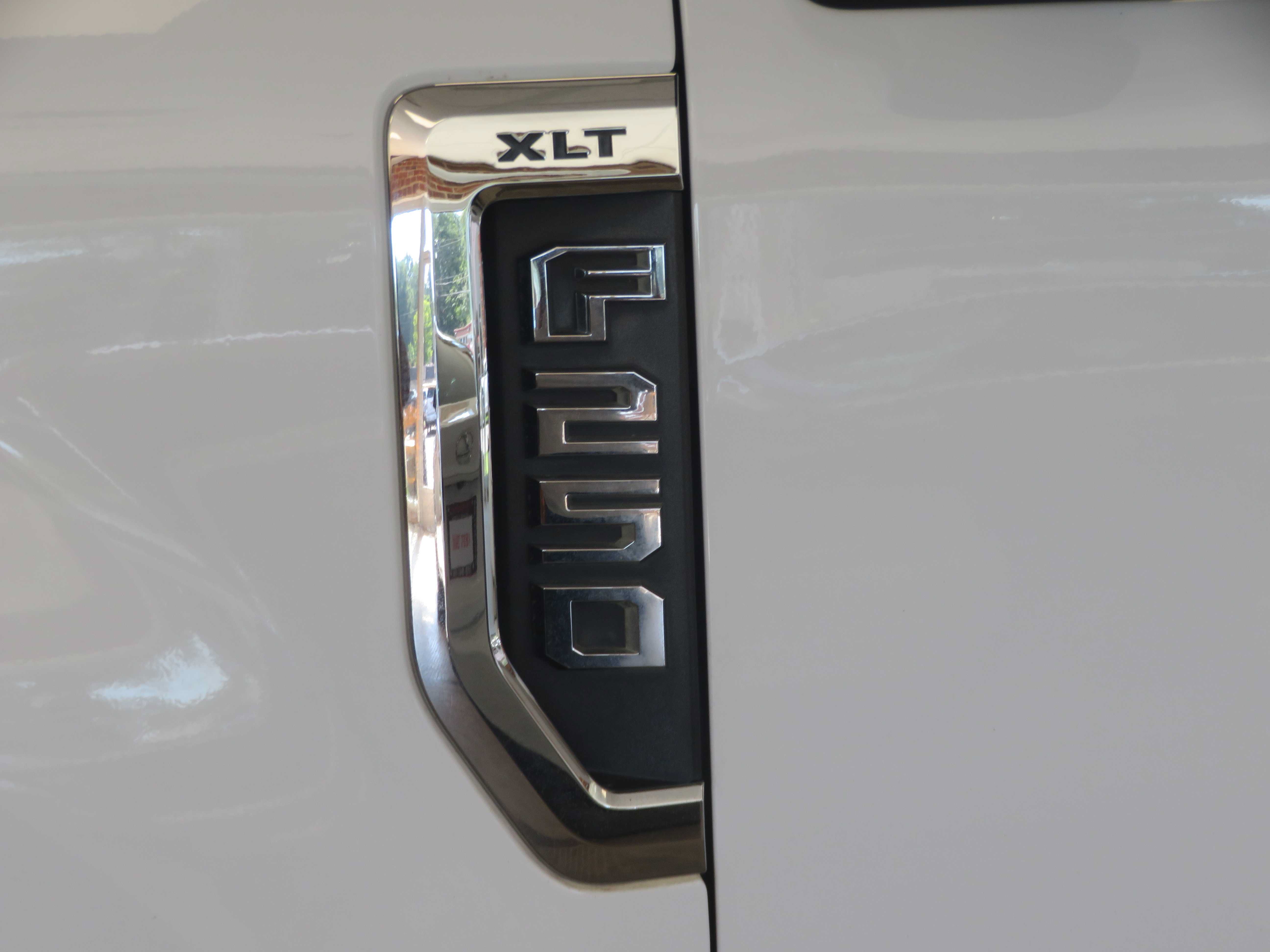 Used 2019 Ford F250 XLT w/ FX4 Off-Road Package AWD/4WD image 79