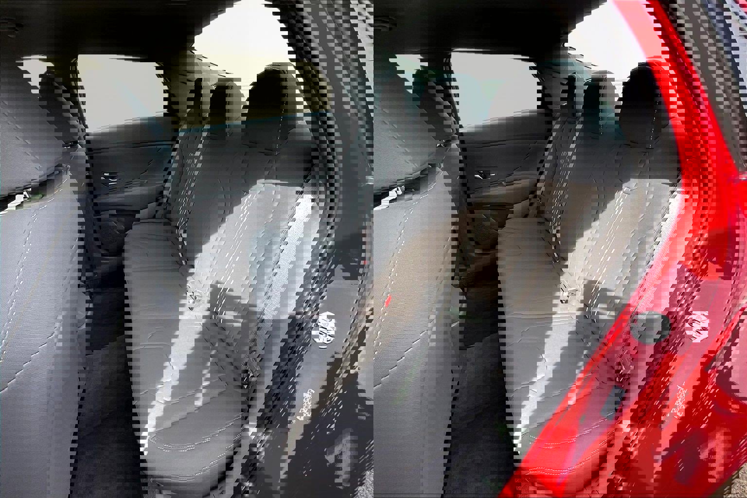 Certified 2023 Hyundai Elantra SEL w/ Convenience Package FWD image 21