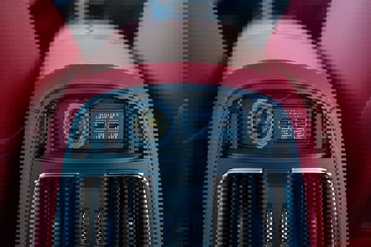 Used 2022 Maserati Levante Modena image 40