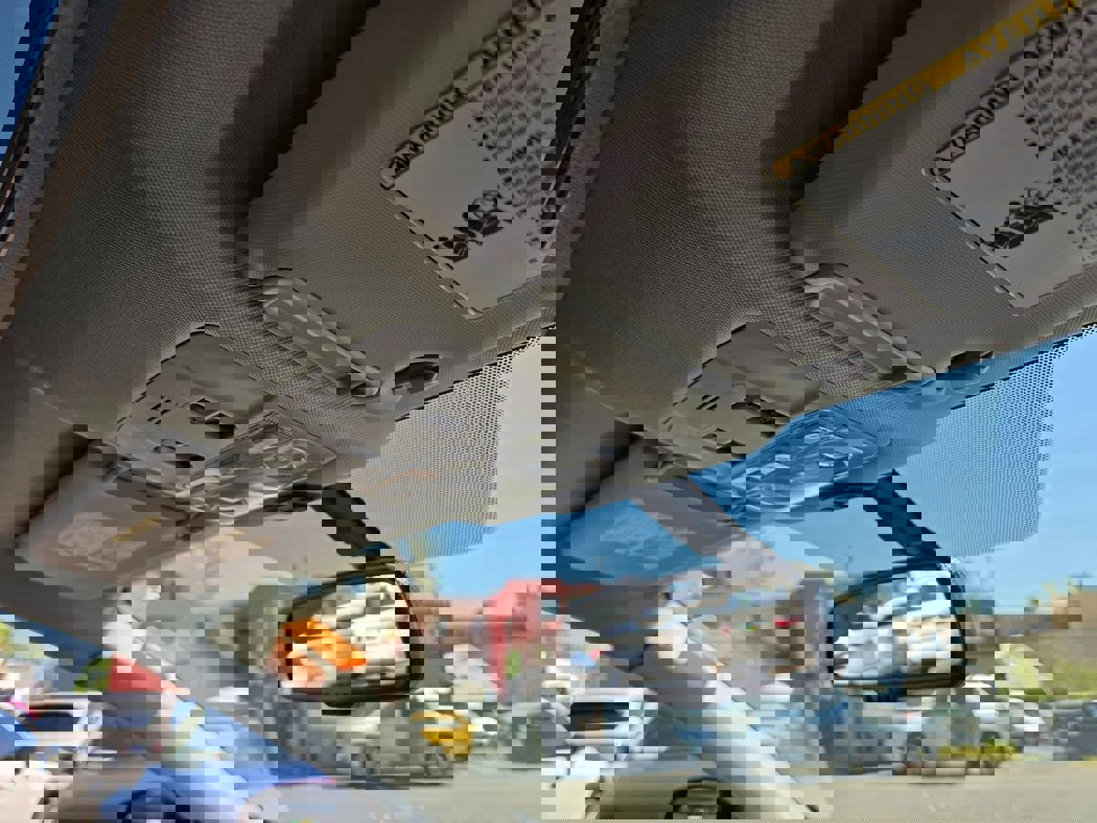 Used 2015 Toyota RAV4 Limited image 14