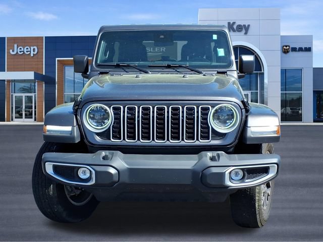 Used 2025 Jeep Wrangler Unlimited Sahara AWD/4WD image 8