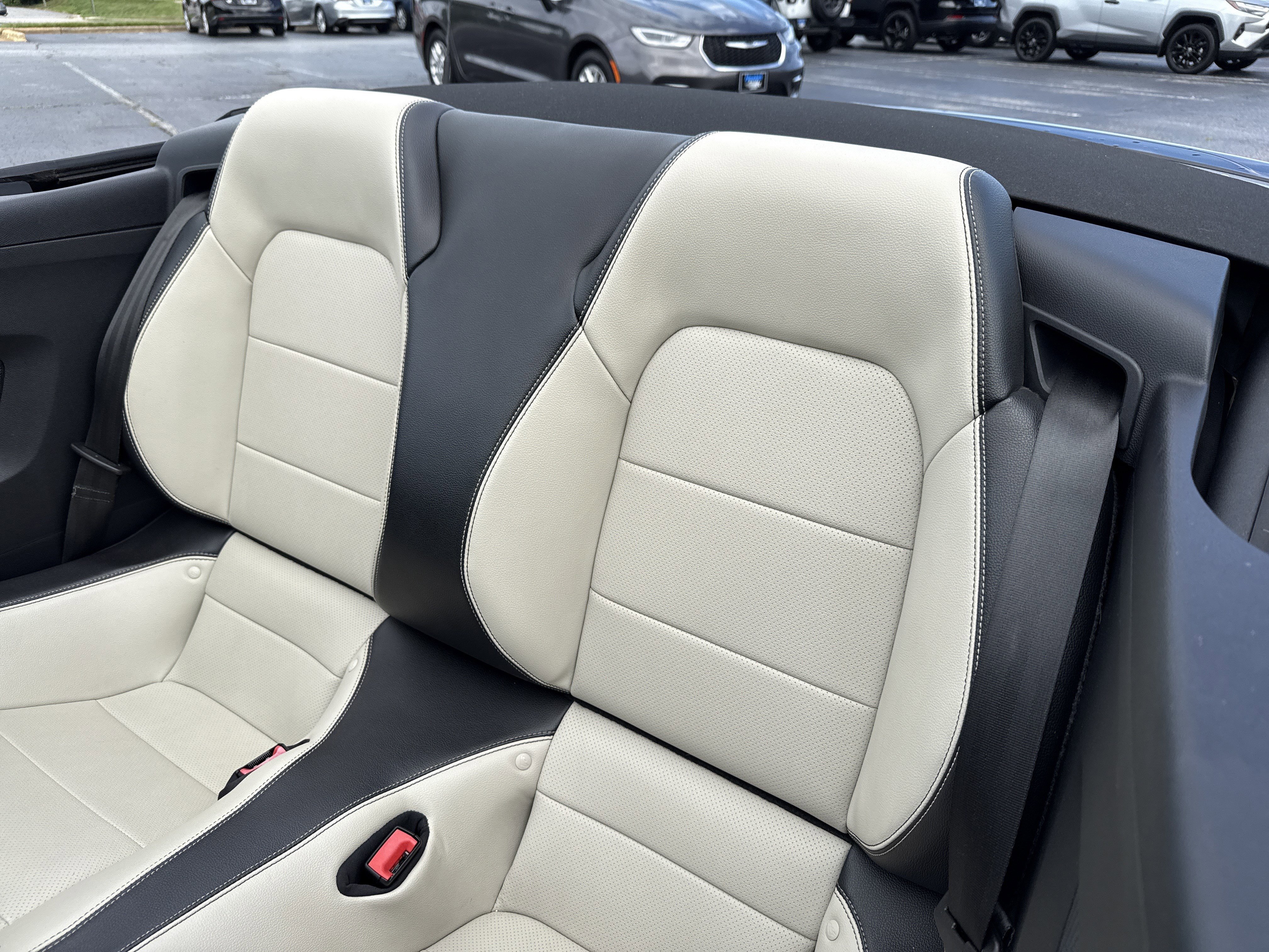 Used 2018 Ford Mustang Premium w/ Black Accent Package RWD image 31