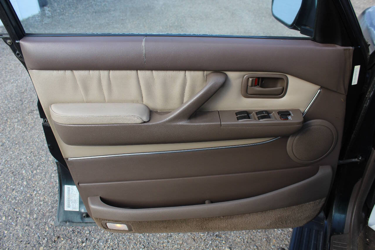 Used 1996 Toyota Land Cruiser AWD/4WD image 14