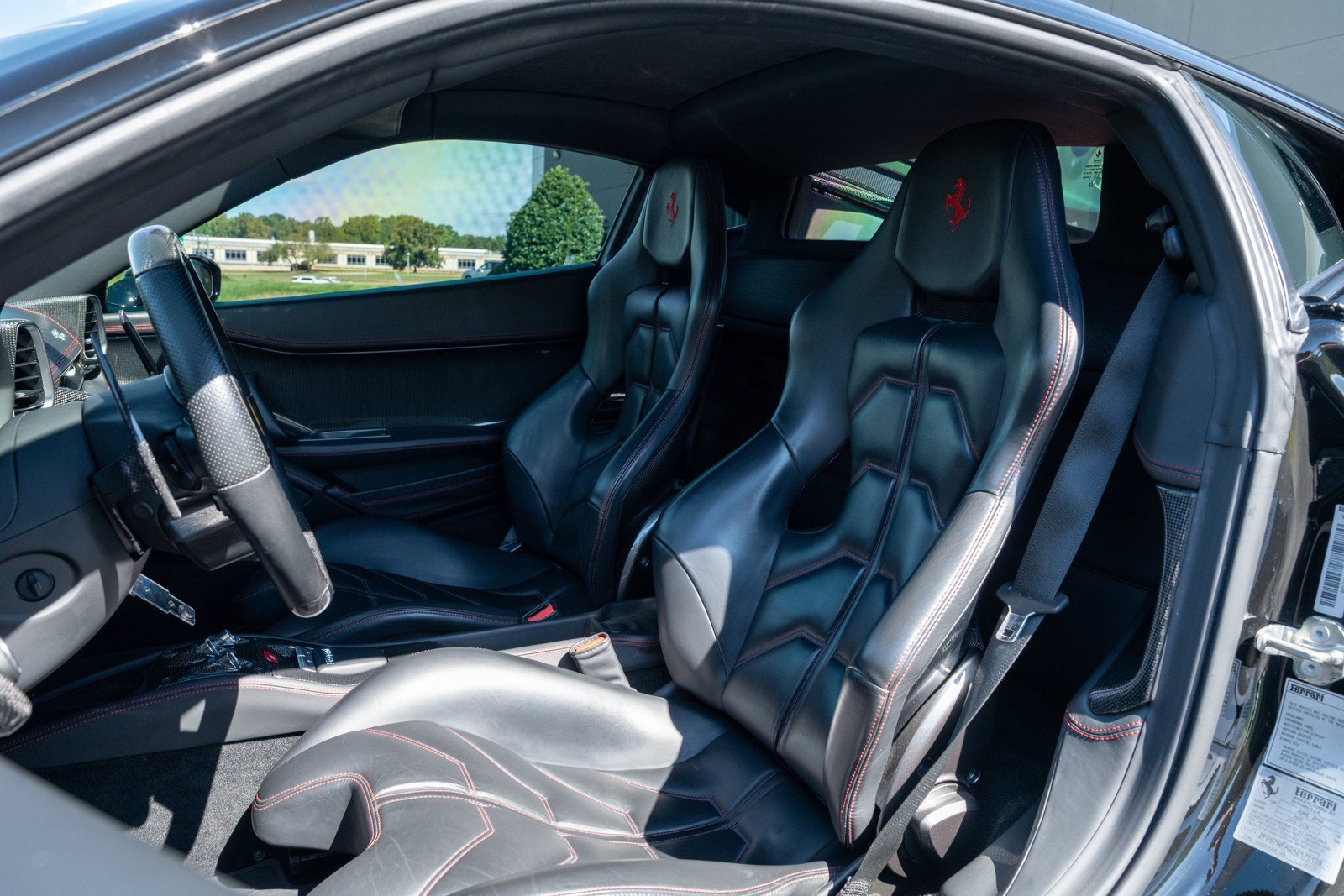 Used 2010 Ferrari 458 Italia Coupe RWD image 31