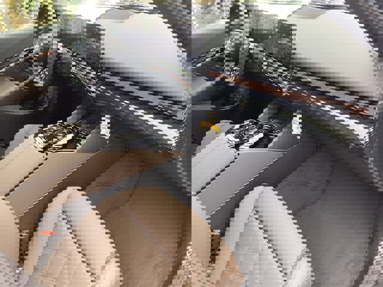 Used 2025 BMW i5 eDrive40i w/ M Sport Package image 36