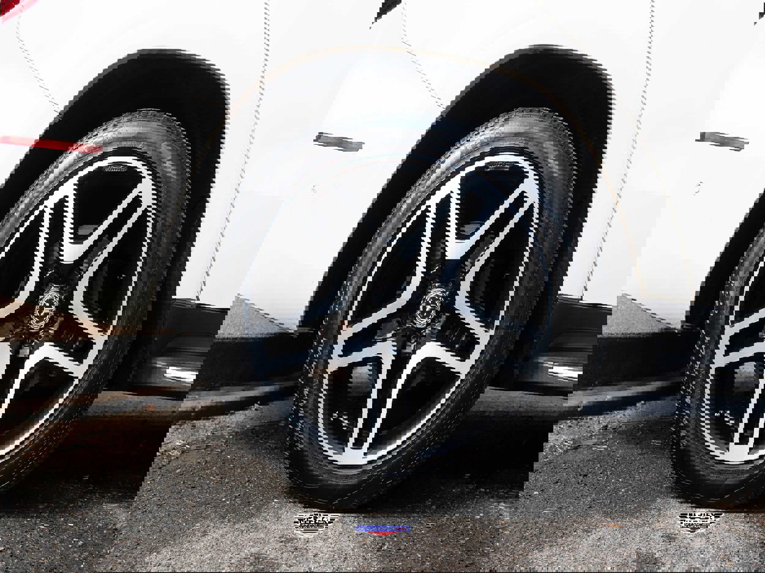 Used 2017 Mercedes-Benz GLS 550 4MATIC image 11