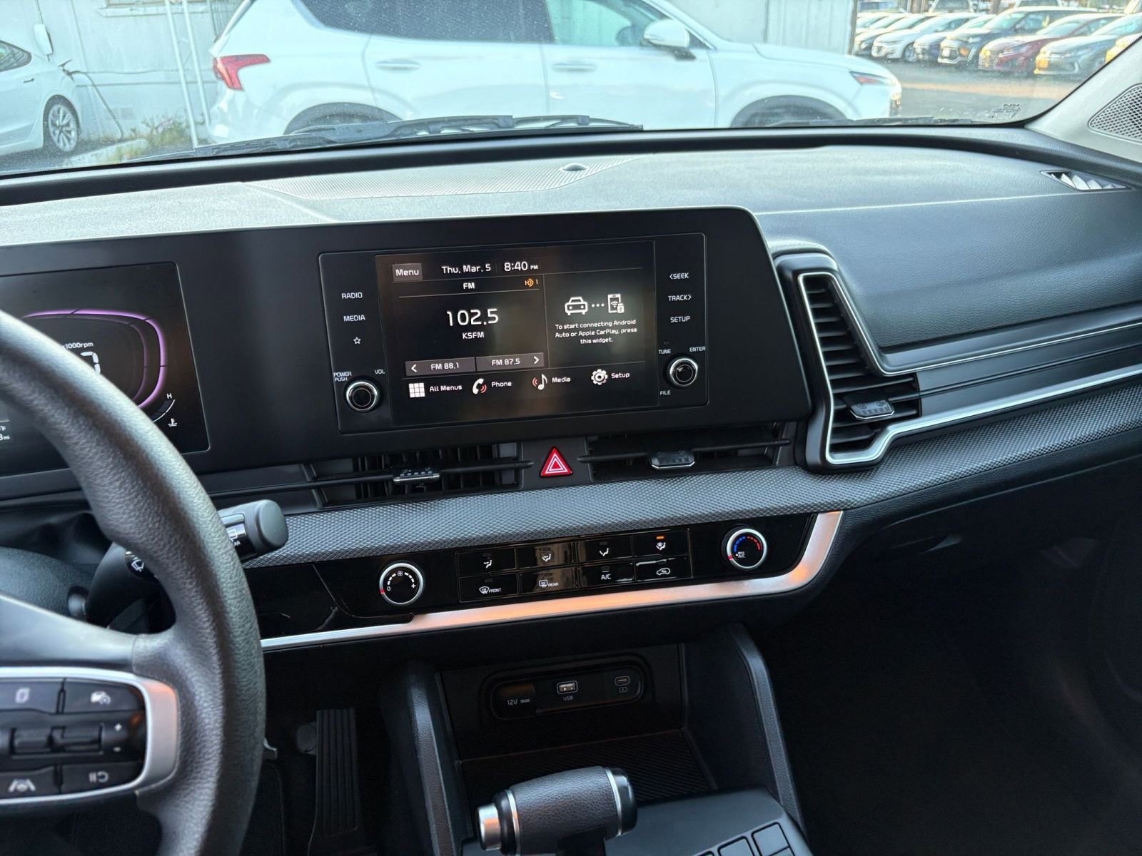 Used 2025 Kia Sportage LX image 17