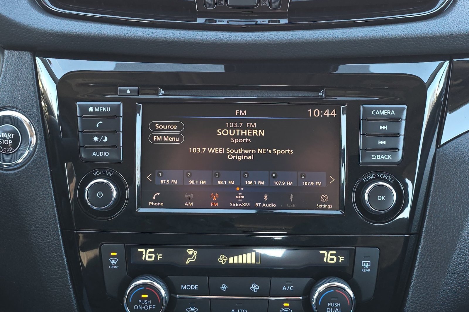 Used 2022 Nissan Rogue Sport SV image 17