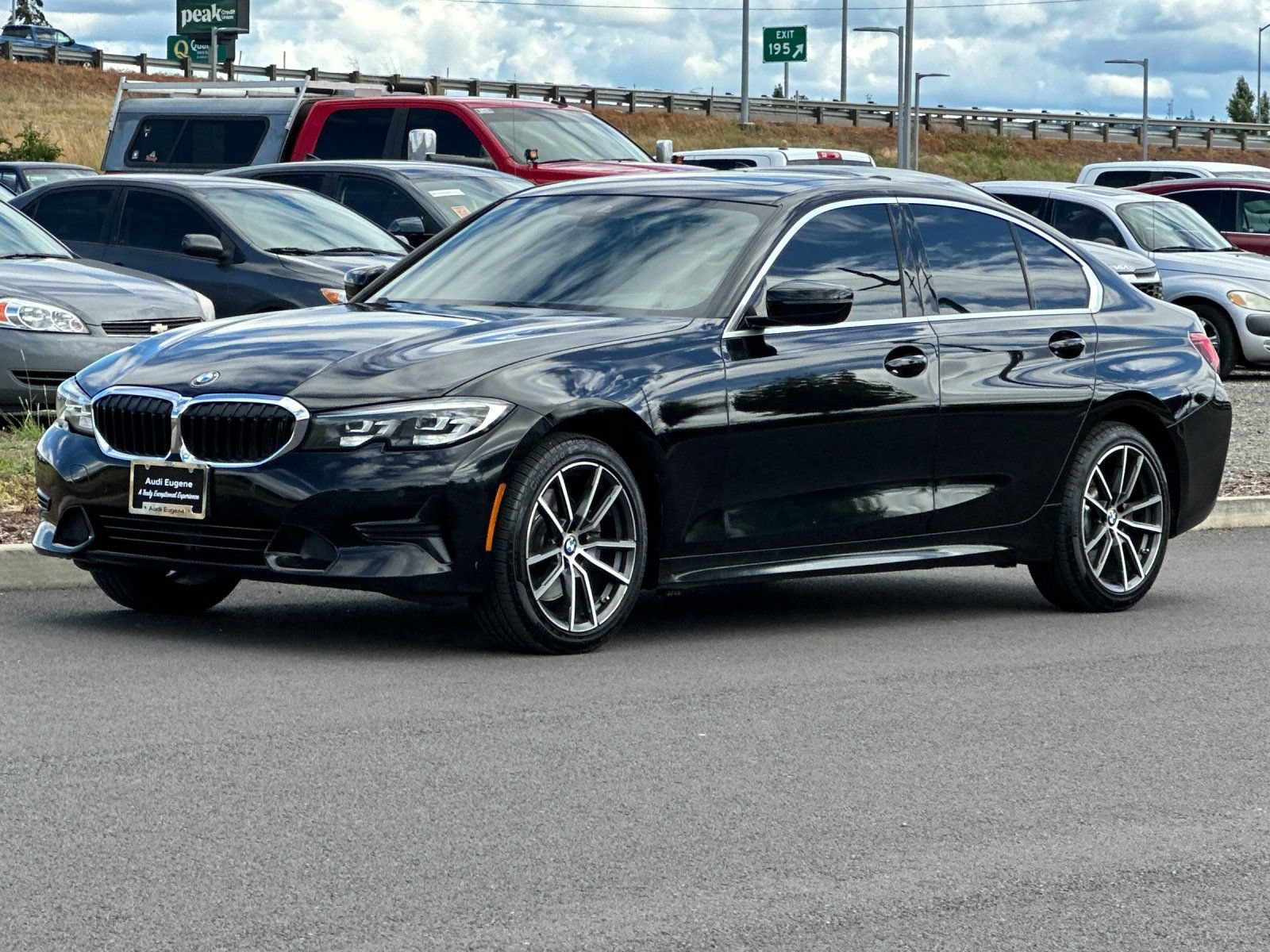 Used 2020 BMW 330i xDrive Sedan w/ Driving Assistance Package AWD/4WD image 7