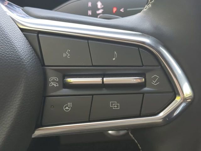 Used 2024 Chevrolet Traverse LT AWD/4WD image 25