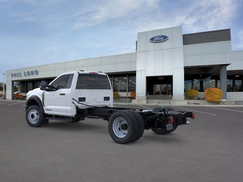 New 2026 Ford F550 4x4 Regular Cab Super Duty image 4