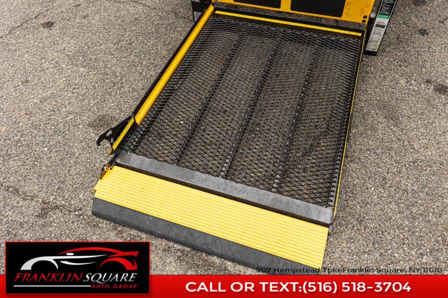 Used 2017 Ford Transit 350 XL image 39