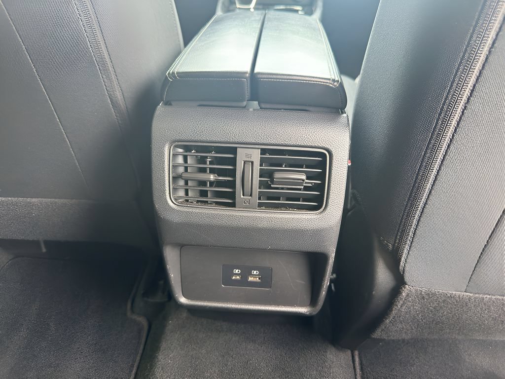 Used 2023 Nissan Rogue SV FWD image 19