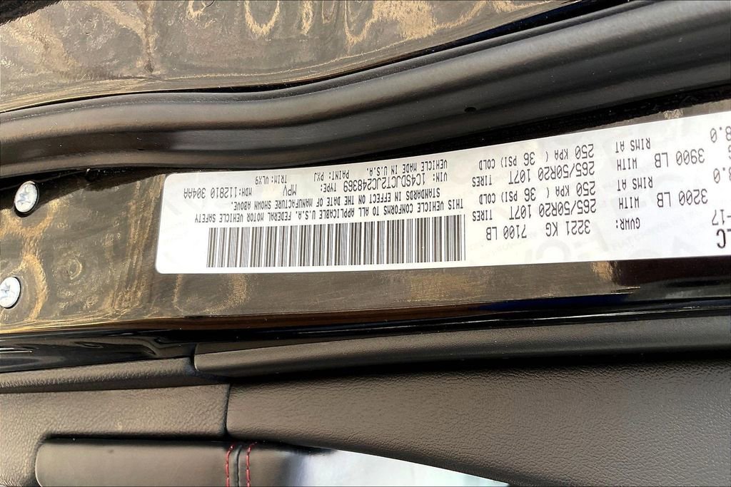 Used 2018 Dodge Durango R/T w/ Technology Group image 28