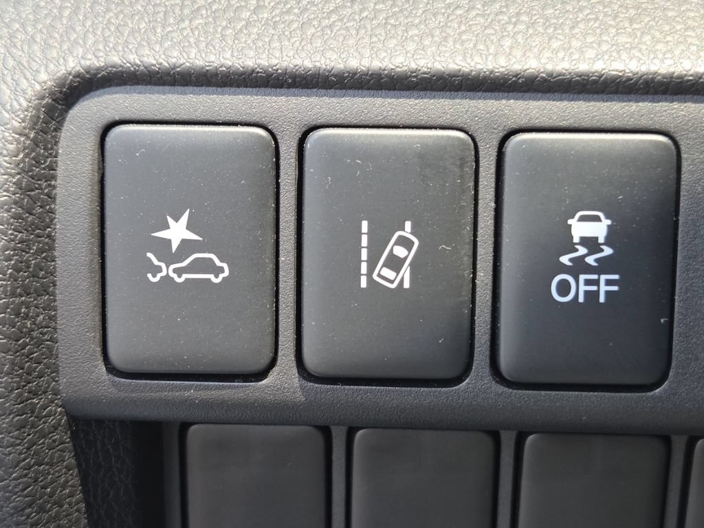 Used 2023 Mitsubishi Eclipse Cross SE AWD/4WD image 13