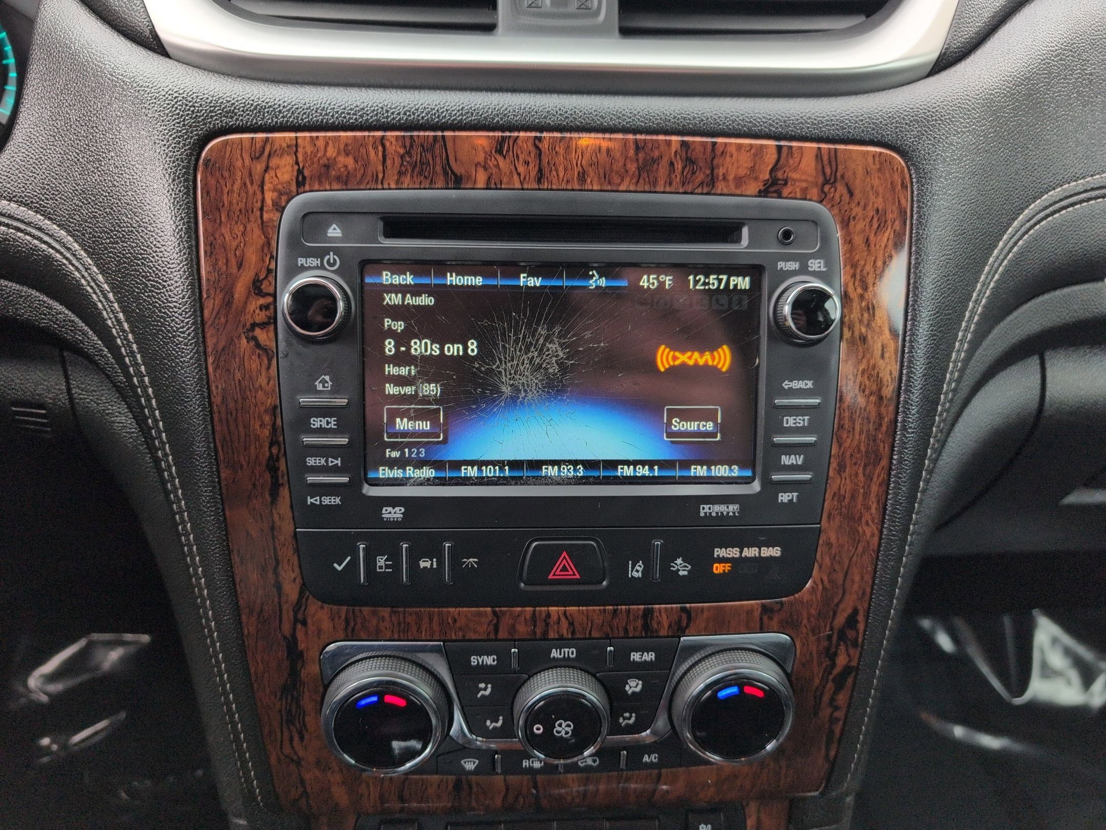 Used 2014 Chevrolet Traverse LTZ image 19