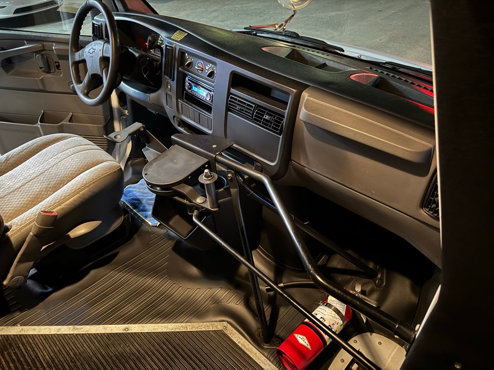 Used 2005 Chevrolet Express 3500 w/ School Bus Package image 19