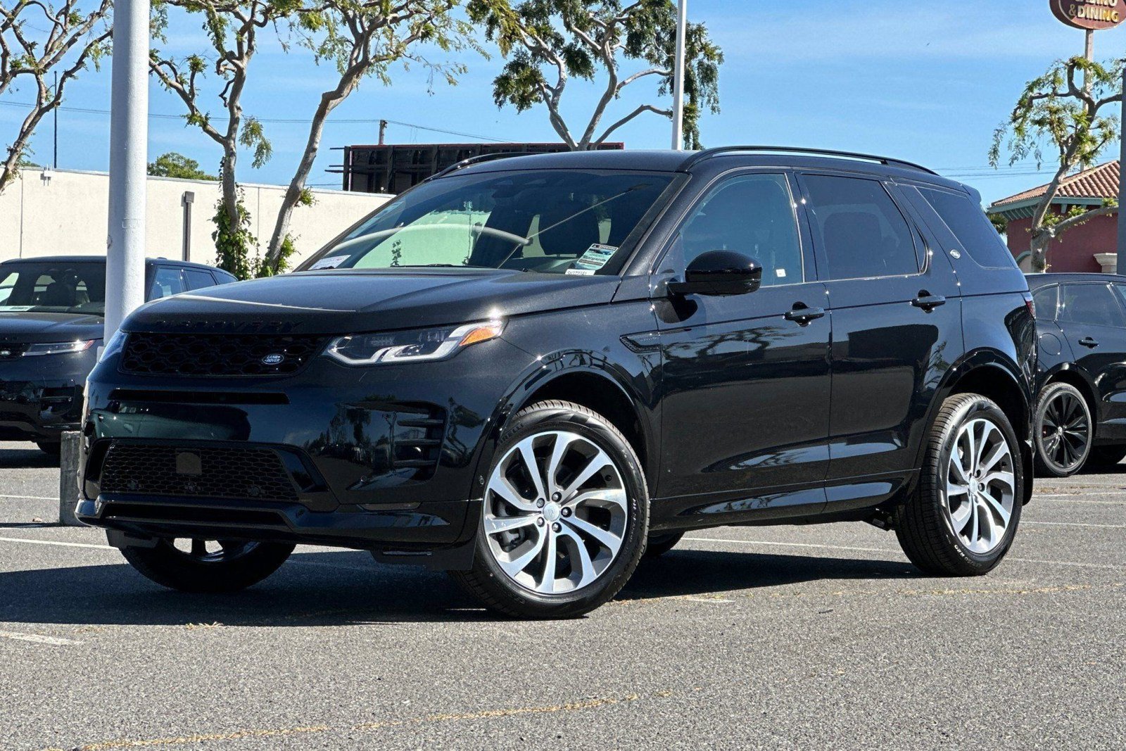 New 2025 Land Rover Discovery Sport Dynamic SE AWD/4WD image 28