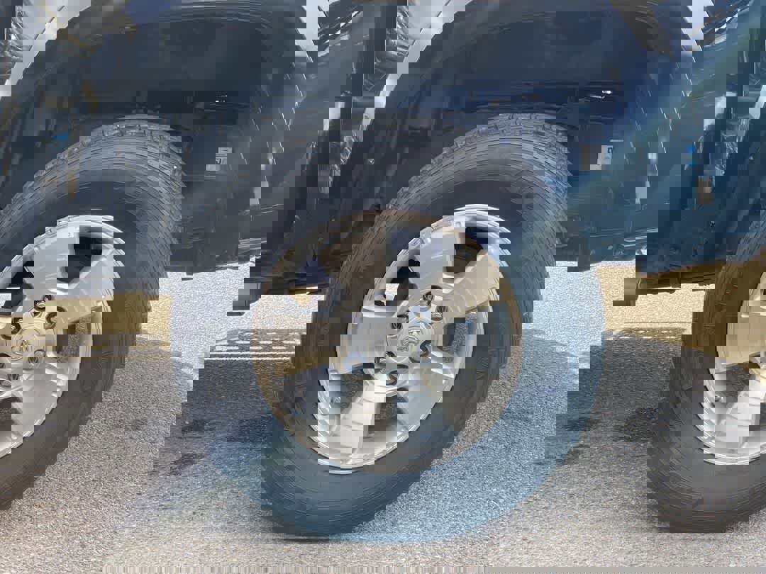 Used 2019 Toyota Tacoma TRD Sport image 13