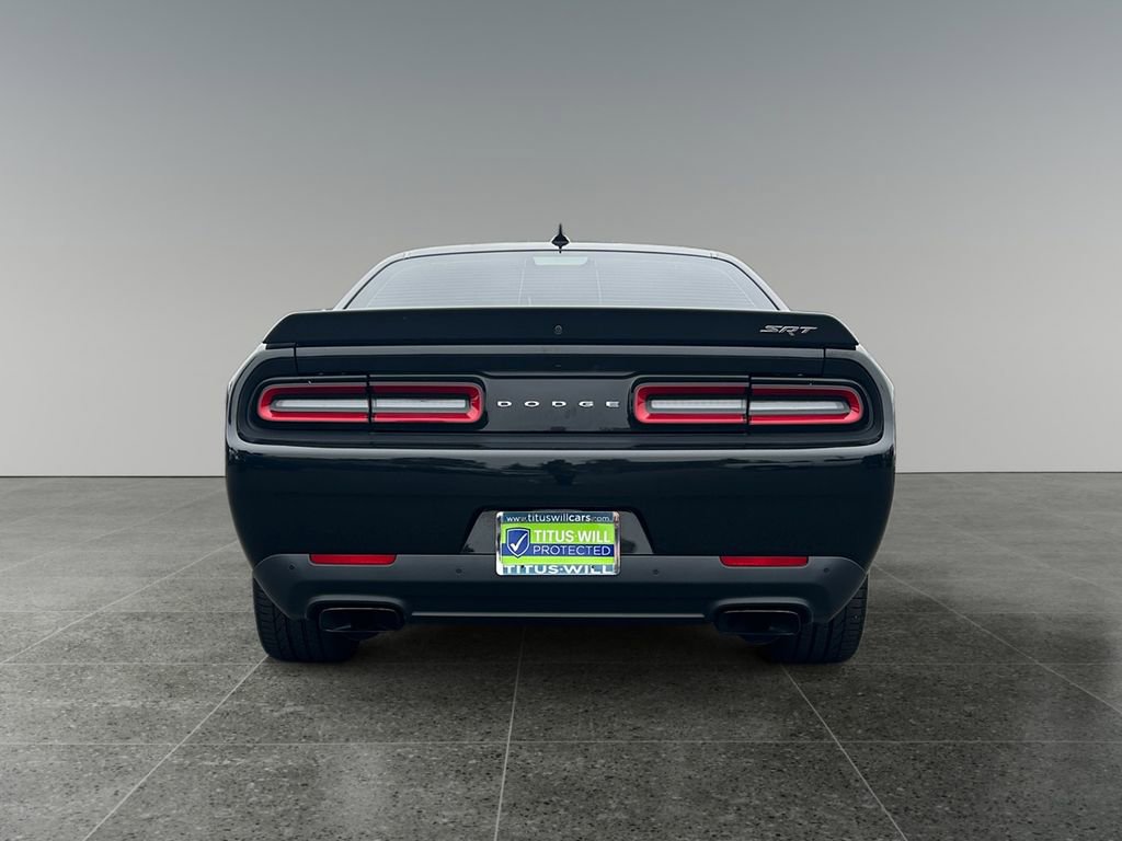 Used 2015 Dodge Challenger SRT Hellcat image 7