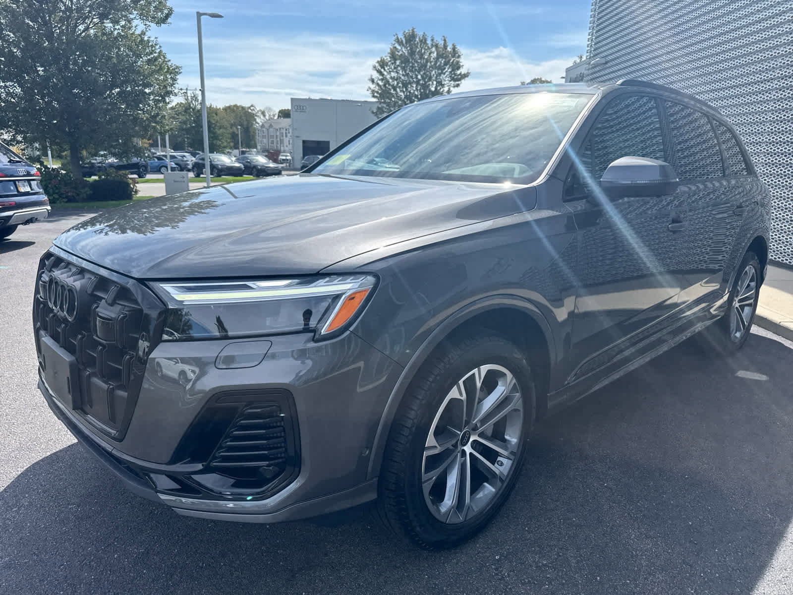 New 2026 Audi Q7 3.0T Premium image 4